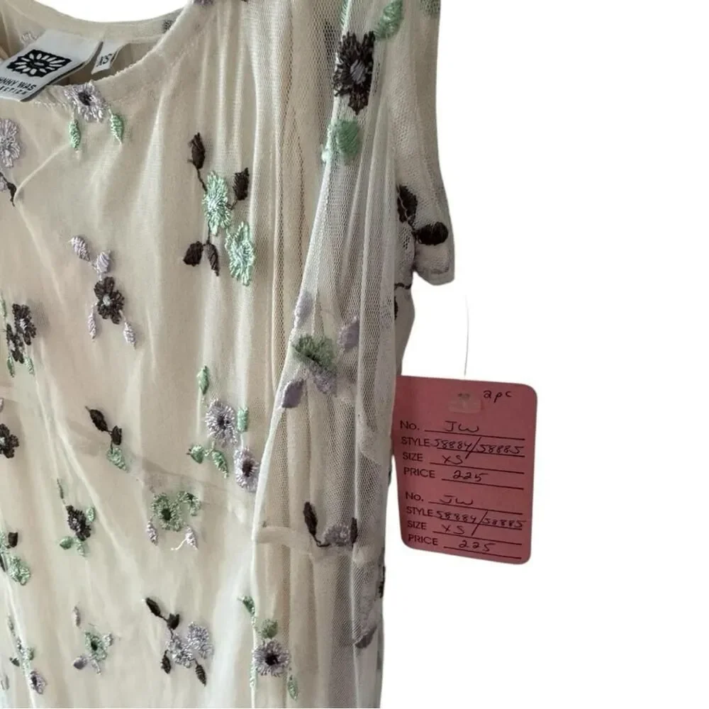 VINTAGE Johnny-was Women's Cream and Purple Dress XS
